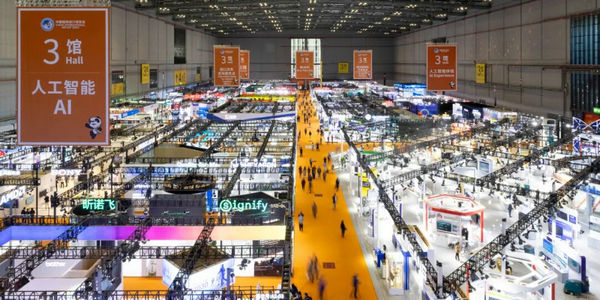 看,进博会上的教育高光时刻→