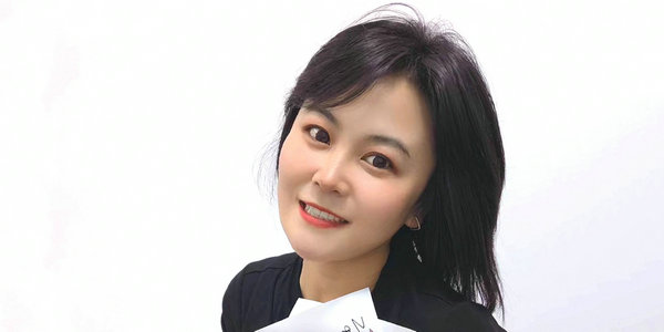 党建引领·榜样同行 | 张日娜：从“心”出发，助力孩子成长