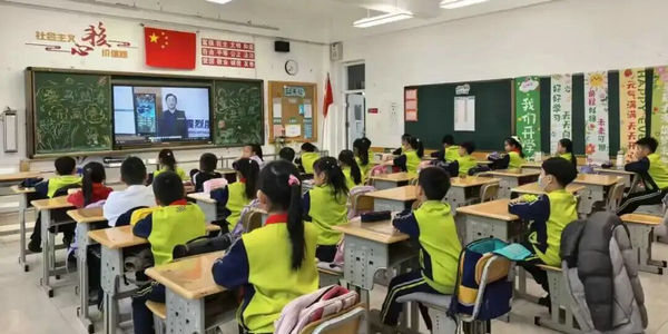 新学期，各地这样落实“健康第一”！