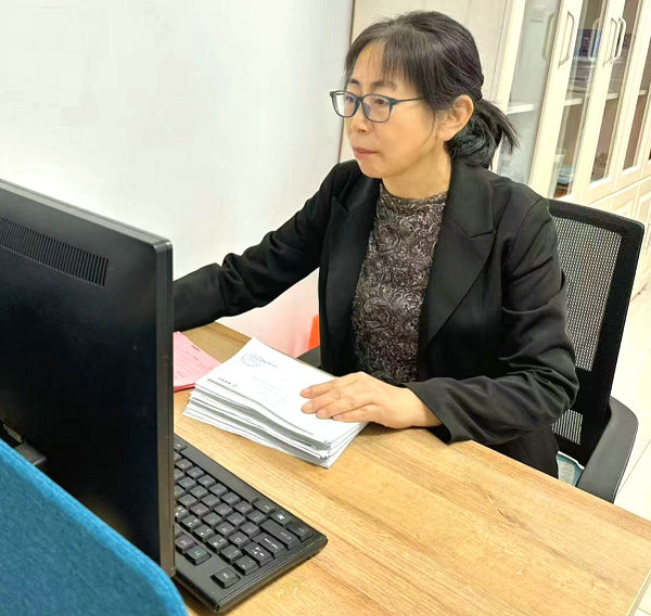 闫淑萍.jpg 闫淑萍.jpg